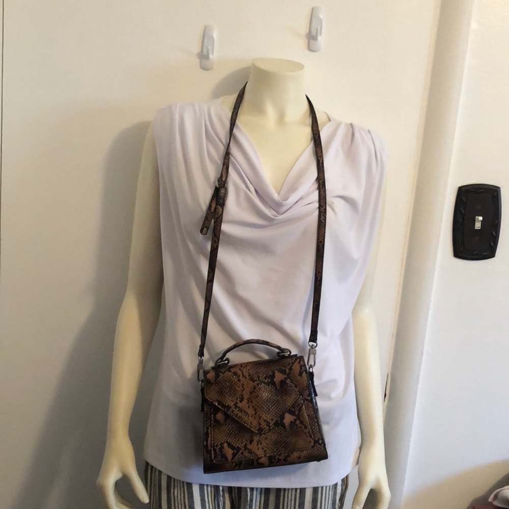 Snake Skin Style Crossbody bag. Very cute bag that fits the essentials. - Picture 2 of 6